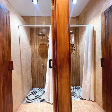 Sierra Hostel Nai Yang Экстерьер фото