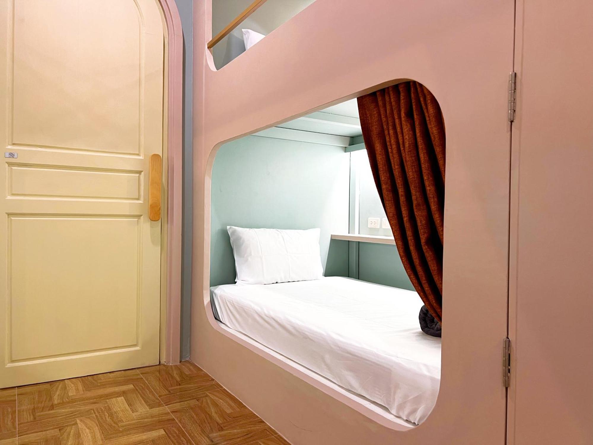 Sierra Hostel Nai Yang Экстерьер фото