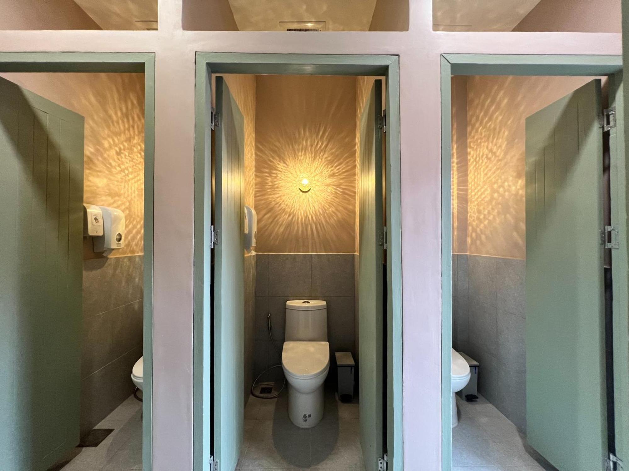 Sierra Hostel Nai Yang Экстерьер фото